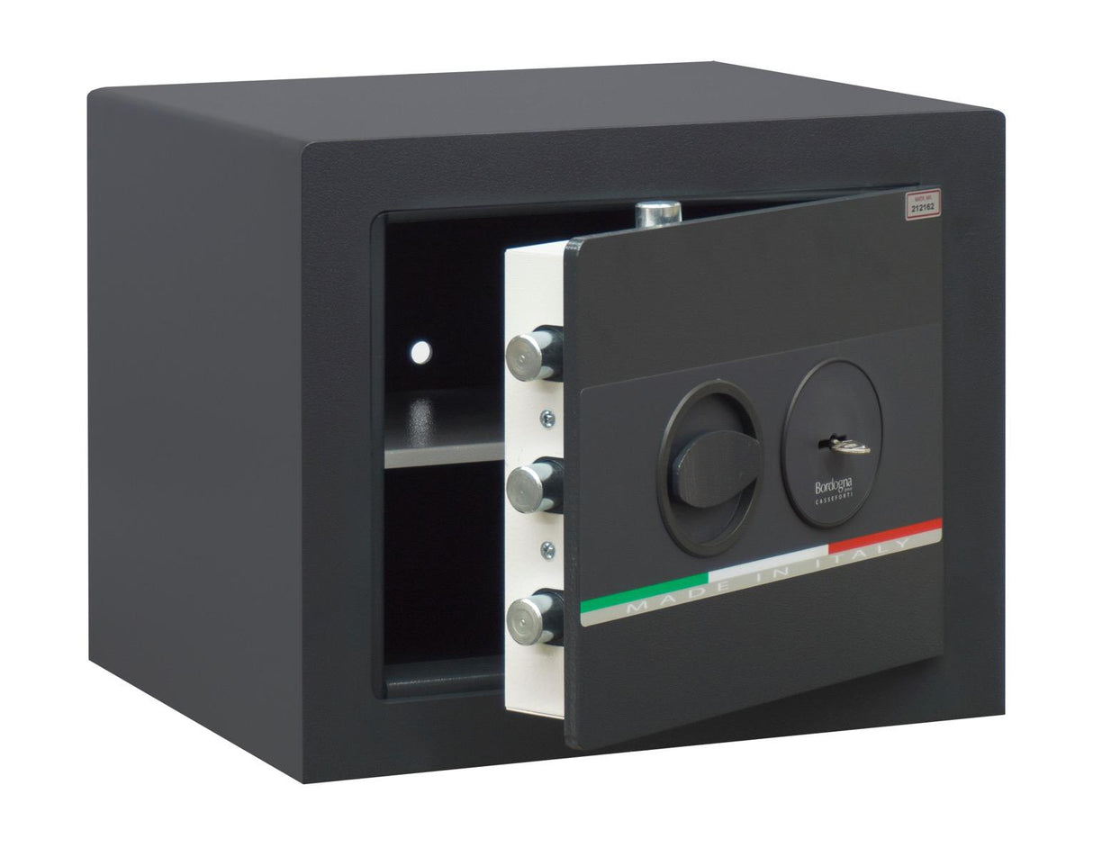ARDEA 750/C FER – Cassaforte a chiave a mobile con feritoia