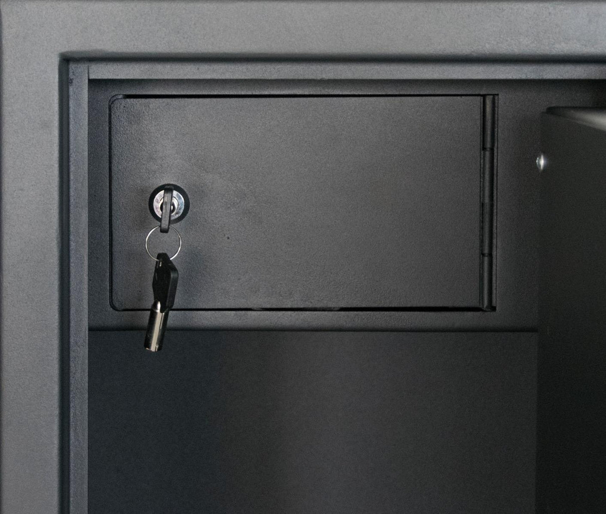 BULLET 10/C – Armadio porta fucili 10 posti a chiave