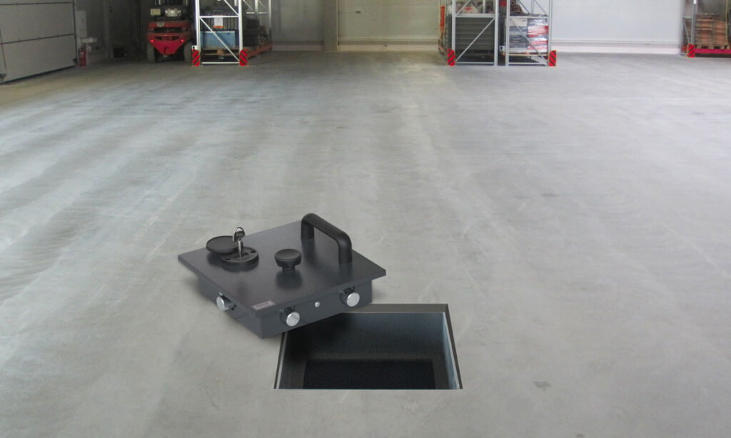 P/01/E – Cassaforte elettronica da pavimento