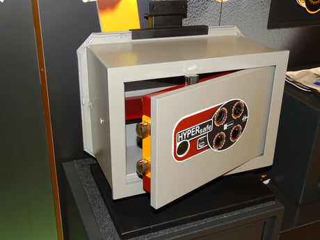 Hyper Safe 11.7420* in esaurimento - Cassaforte anti taglio a muro